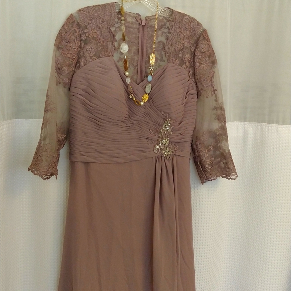 Elegant dress